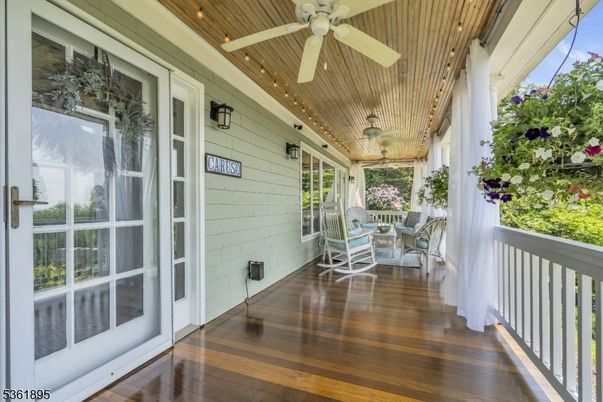 Interior, Recessed Lighting, Wooden Ceilings, Wood Texture Flooring