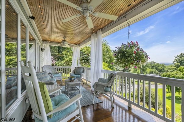 Interior, Sun Room, Wood Texture Flooring