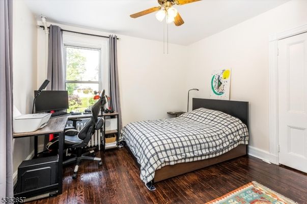 Bedroom, Home Office, Interior, Wood Texture Flooring