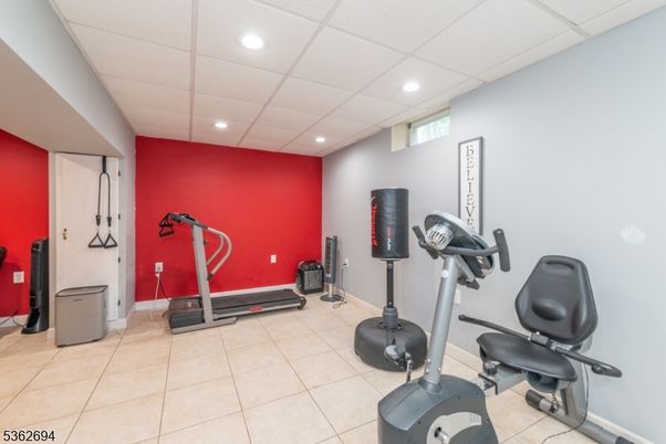 Fitness Equipment, Interior, Recessed Lighting