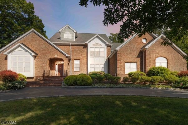 Exterior, Facade, Brick Facade, Brick Traditional