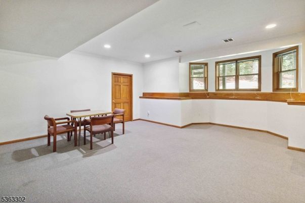 Dining room, Interior, Recessed Lighting