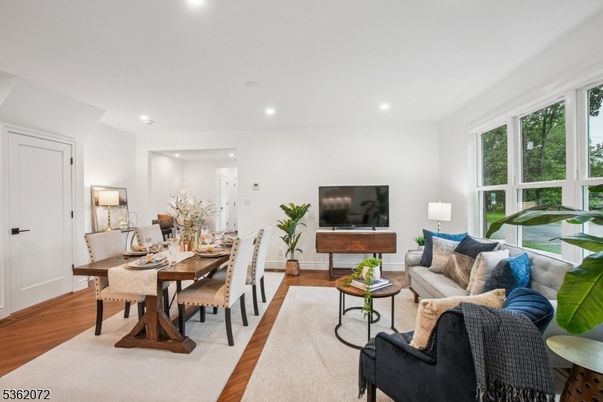 Dining room, Interior, Living room, Recessed Lighting, Wood Texture Flooring