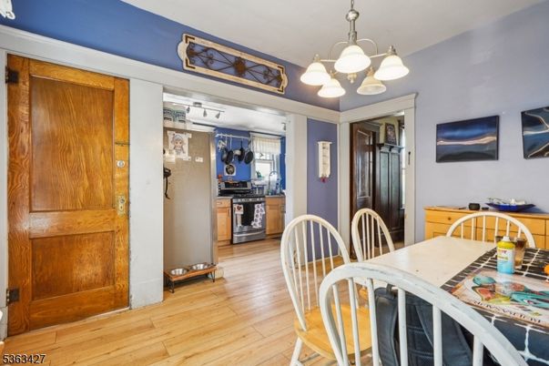 Dining room, Interior, Kitchen, Pendant Lights, Wood Texture Flooring
