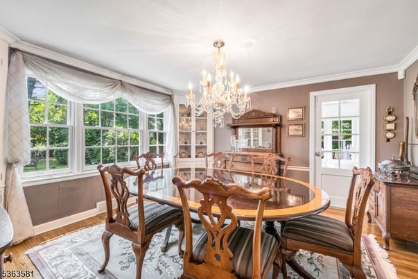 Chandelier, Dining room, Interior, Wood Texture Flooring