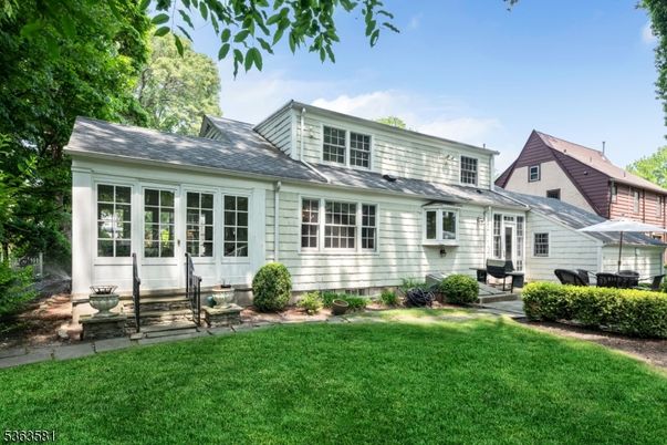 Exterior, Facade, Cape Cod