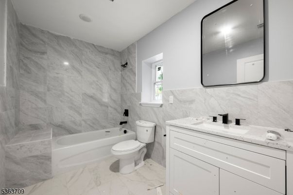 Bathroom, Interior, Marble, Marble Walls