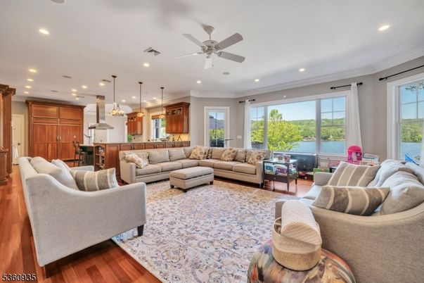 Interior, Kitchen, Living room, Pendant Lights, Recessed Lighting, Water, Wood Texture Flooring