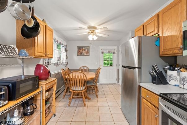 Dining room, Interior, Kitchen