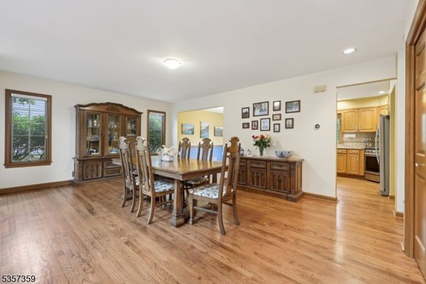 Dining room, Interior, Kitchen, Recessed Lighting, Wood Texture Flooring