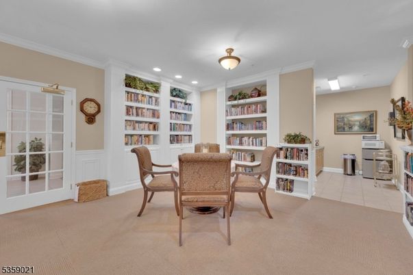 Dining room, Interior, Recessed Lighting