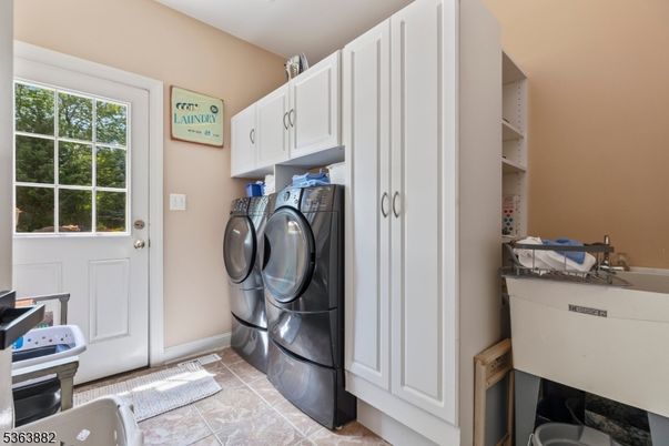 Interior, Washer