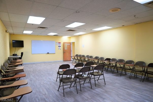 Dining room, Interior, Recessed Lighting