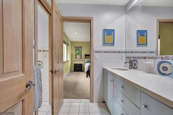 Bathroom, Bedroom, Dual Sink Vanities, Interior, Recessed Lighting
