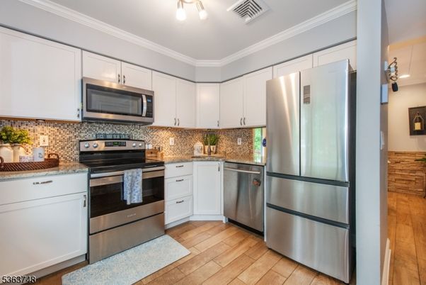Interior, Kitchen, Stainless Steel Appliances, Wood Texture Flooring