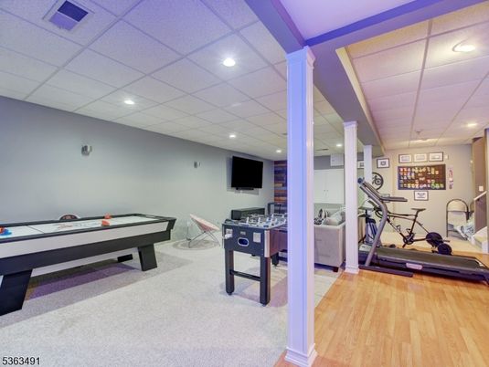 Fitness Equipment, Game Room, Interior, Recessed Lighting, Wood Texture Flooring
