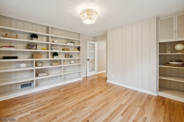 Chandelier, Interior, Wood Texture Flooring