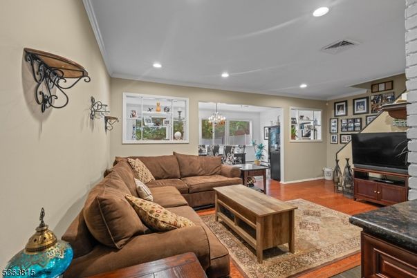 Chandelier, Dining room, Interior, Living room, Recessed Lighting, Wood Texture Flooring