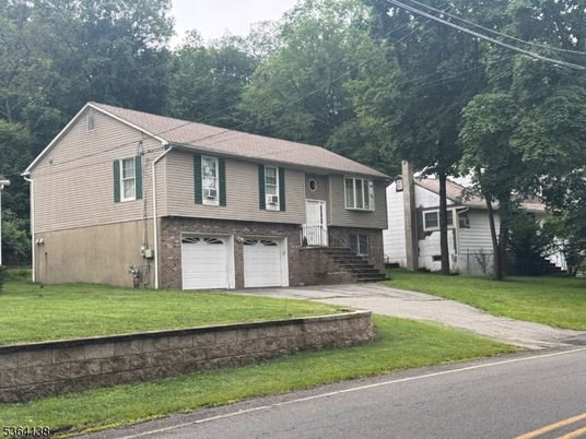 Attached, Exterior, Facade, Raised Ranch
