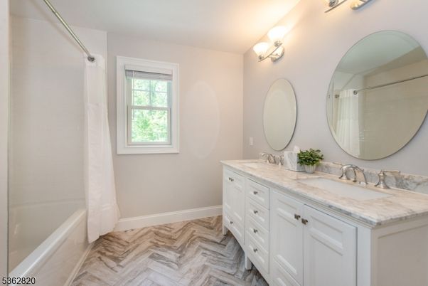 Bathroom, Dual Sink Vanities, Interior, Wood Texture Flooring