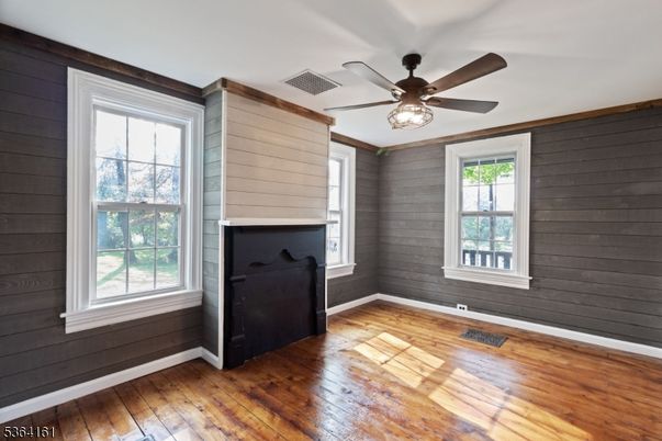 Empty room, Fireplace, Interior, Wood Texture Flooring