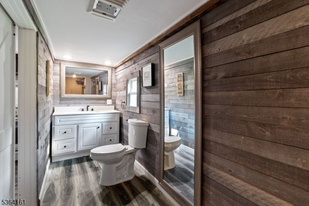 Bathroom, Interior, Recessed Lighting, Wood Texture Flooring, Wooden Walls