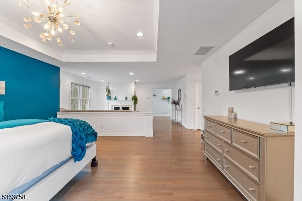 Bedroom, Interior, Pendant Lights, Recessed Lighting, Wood Texture Flooring
