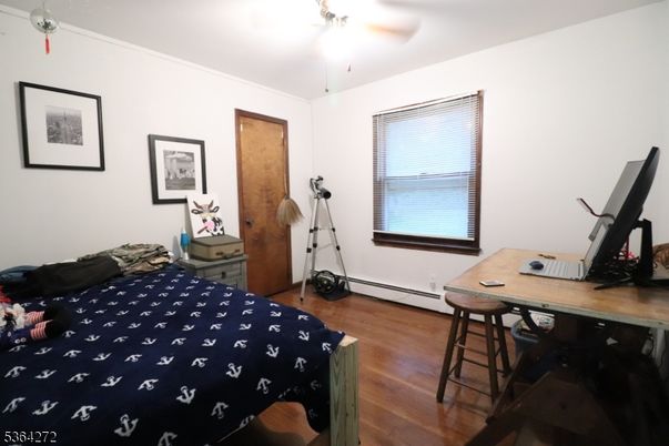 Bedroom, Home Office, Interior, Wood Texture Flooring