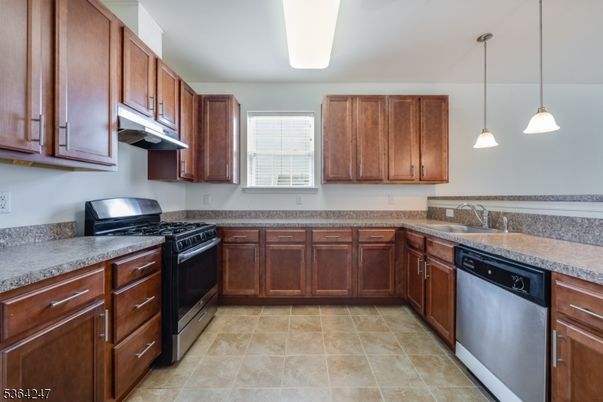 Interior, Kitchen, Pendant Lights