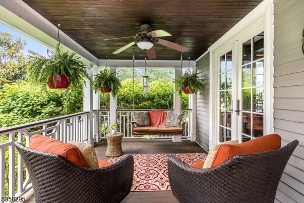 Exterior, Wood Texture Flooring