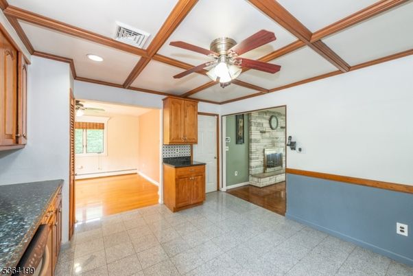 Empty room, Interior, Recessed Lighting, Wooden Beams, Wood Texture Flooring