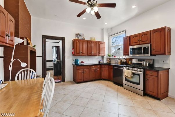 Dining room, Interior, Kitchen, Recessed Lighting