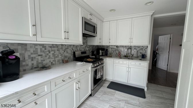 Interior, Kitchen, Marble, Recessed Lighting
