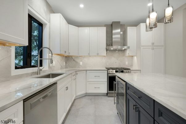 Interior, Kitchen, Pendant Lights, Recessed Lighting, Stainless Steel Appliances