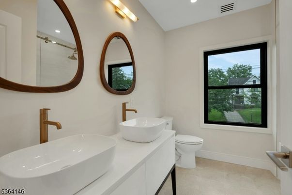 Bathroom, Dual Sink Vanities, Free Standing Baths, Interior, Recessed Lighting