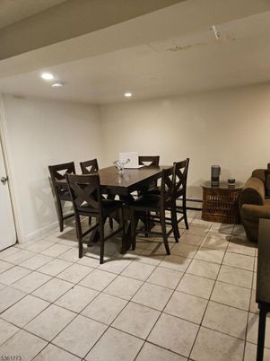 Dining room, Interior, Recessed Lighting