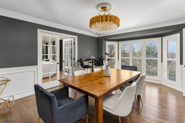 Chandelier, Dining room, Interior, Wood Texture Flooring