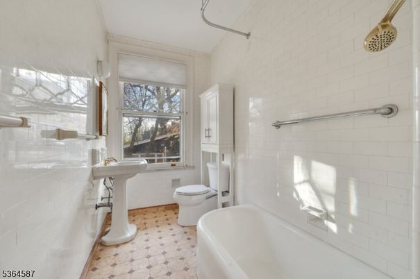 Bathroom, Free Standing Baths, Interior