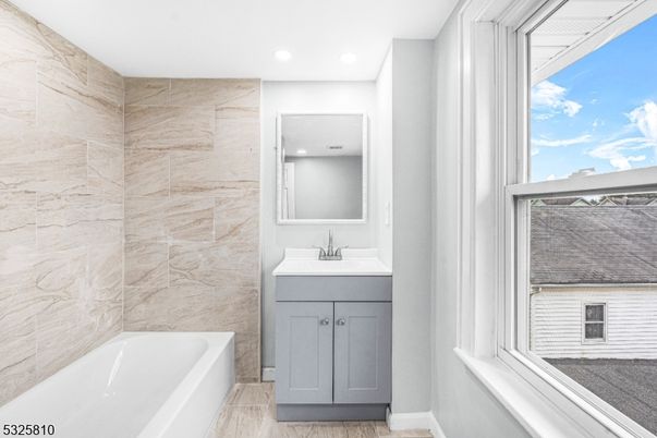 Bathroom, Interior, Marble Walls, Recessed Lighting