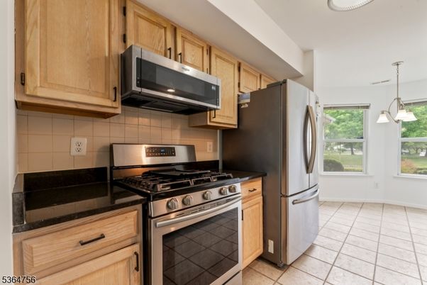 Interior, Kitchen, Pendant Lights, Stainless Steel Appliances