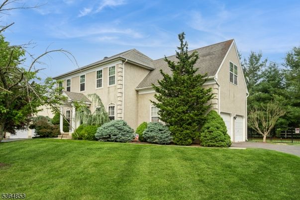 Attached, Backyard, Exterior, Facade, French Provincial