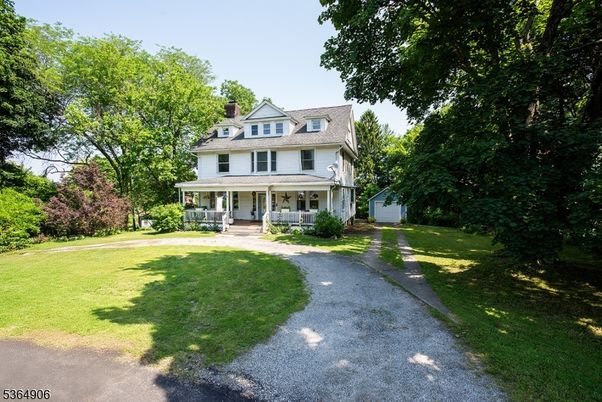 Backyard, Exterior, Facade, Georgian