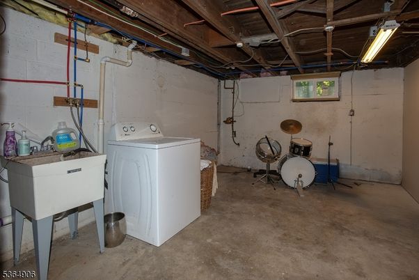 Interior, Utility Closets, Washer