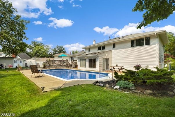 Backyard, Exterior, Pool