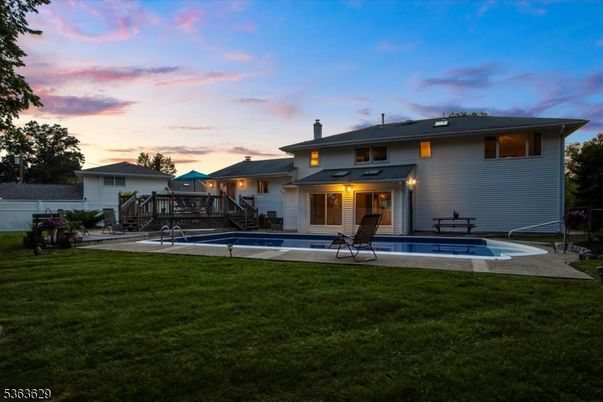 Backyard, Exterior, Pool