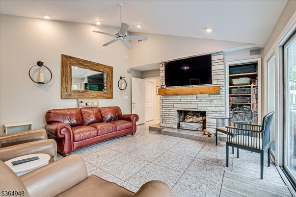Fireplace, Interior, Living room, Recessed Lighting