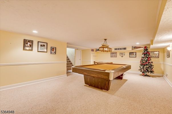 Billiard Table, Game Room, Interior, Recessed Lighting