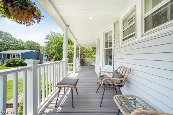 Exterior, Recessed Lighting