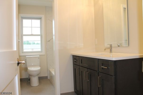 Bathroom, Interior, Marble Walls
