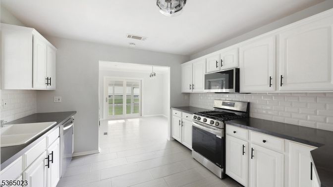 Interior, Kitchen, Stainless Steel Appliances